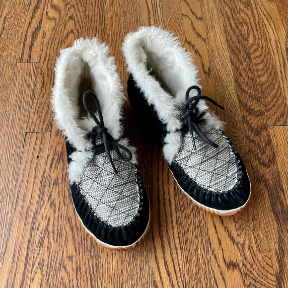 Sorel x Anthropologie Out 'N About Moc Slipper - Women's - Picture 2 of 11